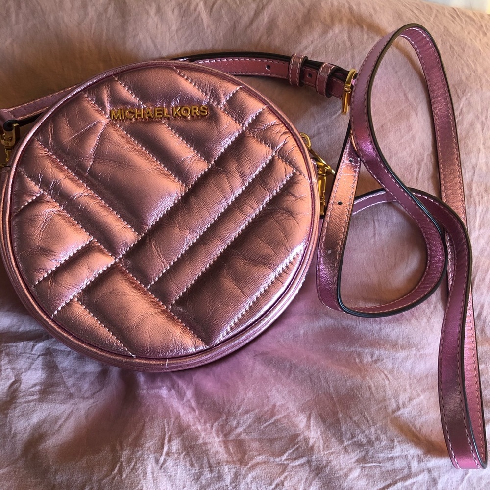 New Michael Kors Canteen Purse